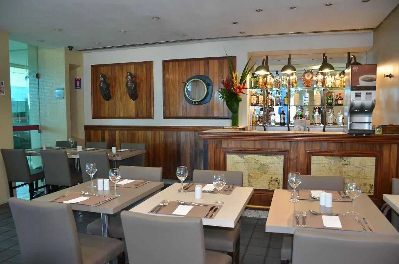 Lindo Flat Hotel Costa Mar ريسيفي 0*,